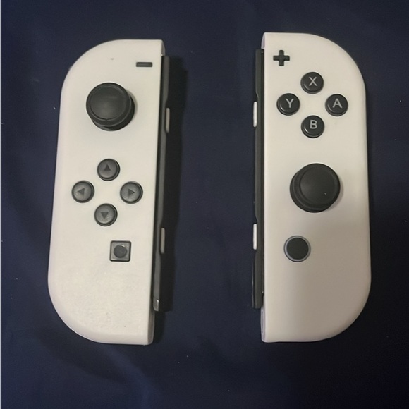Nintendo switch joycon controller - Picture 1 of 1